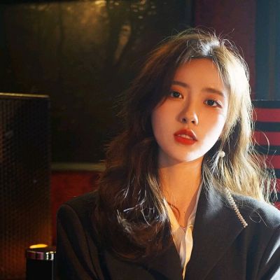 美光科技有望迎来AI驱动的巨大定价上涨空间 AI需求推动内存价格可能飙升逾100%